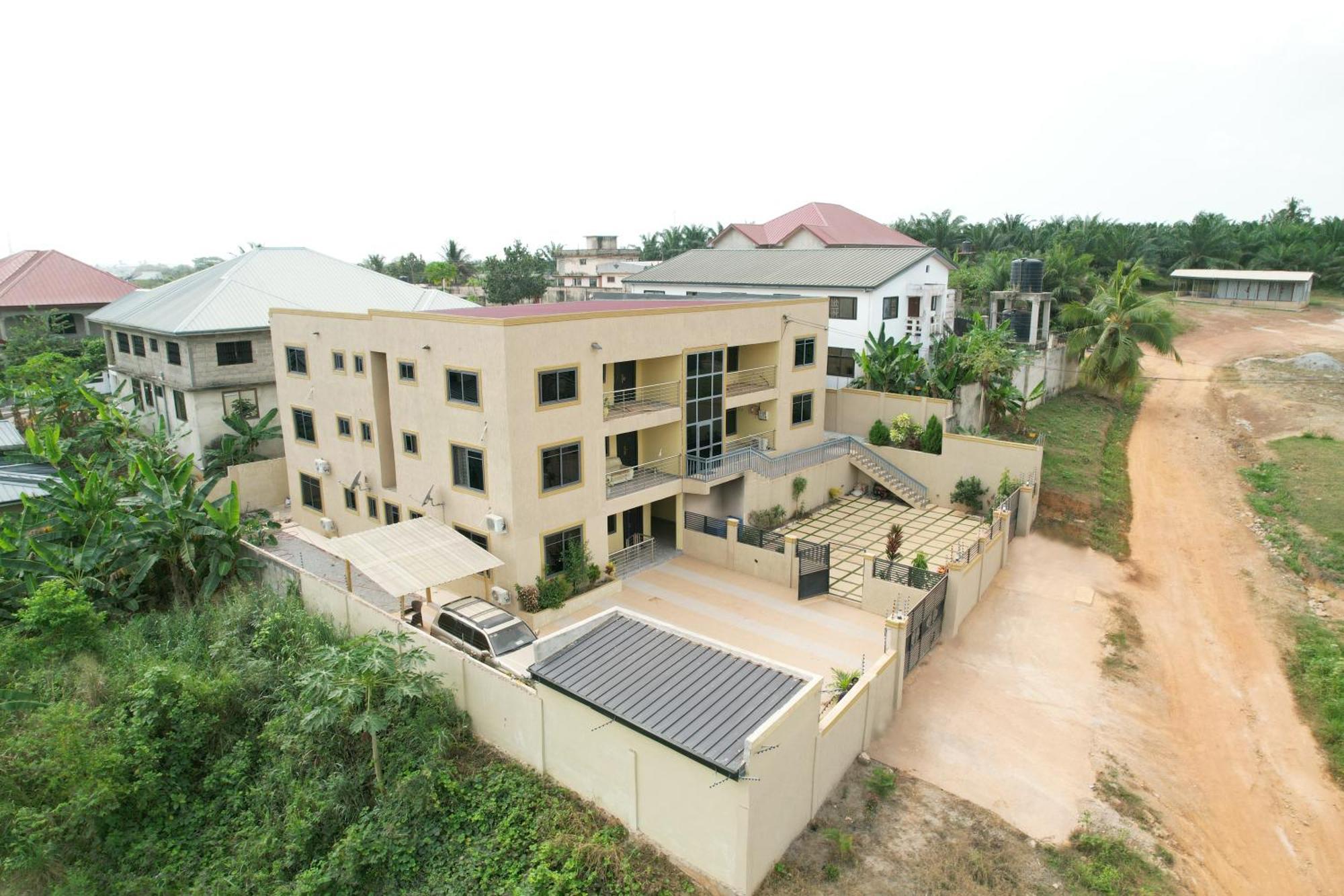 Agape Villa Sekondi-Takoradi Exterior photo